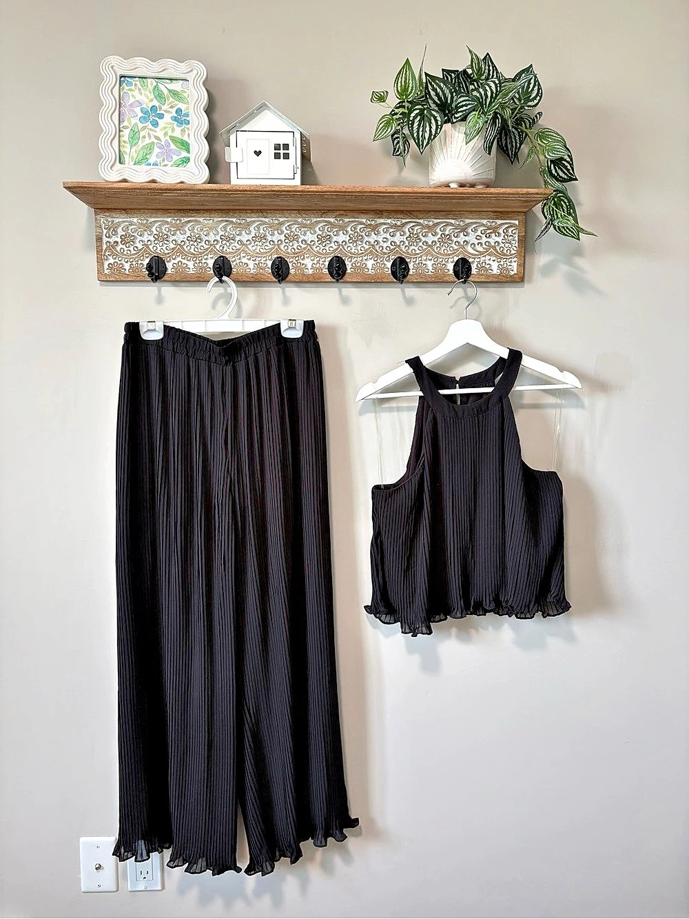Yaya & Co Black Pleated Two-Piece Set